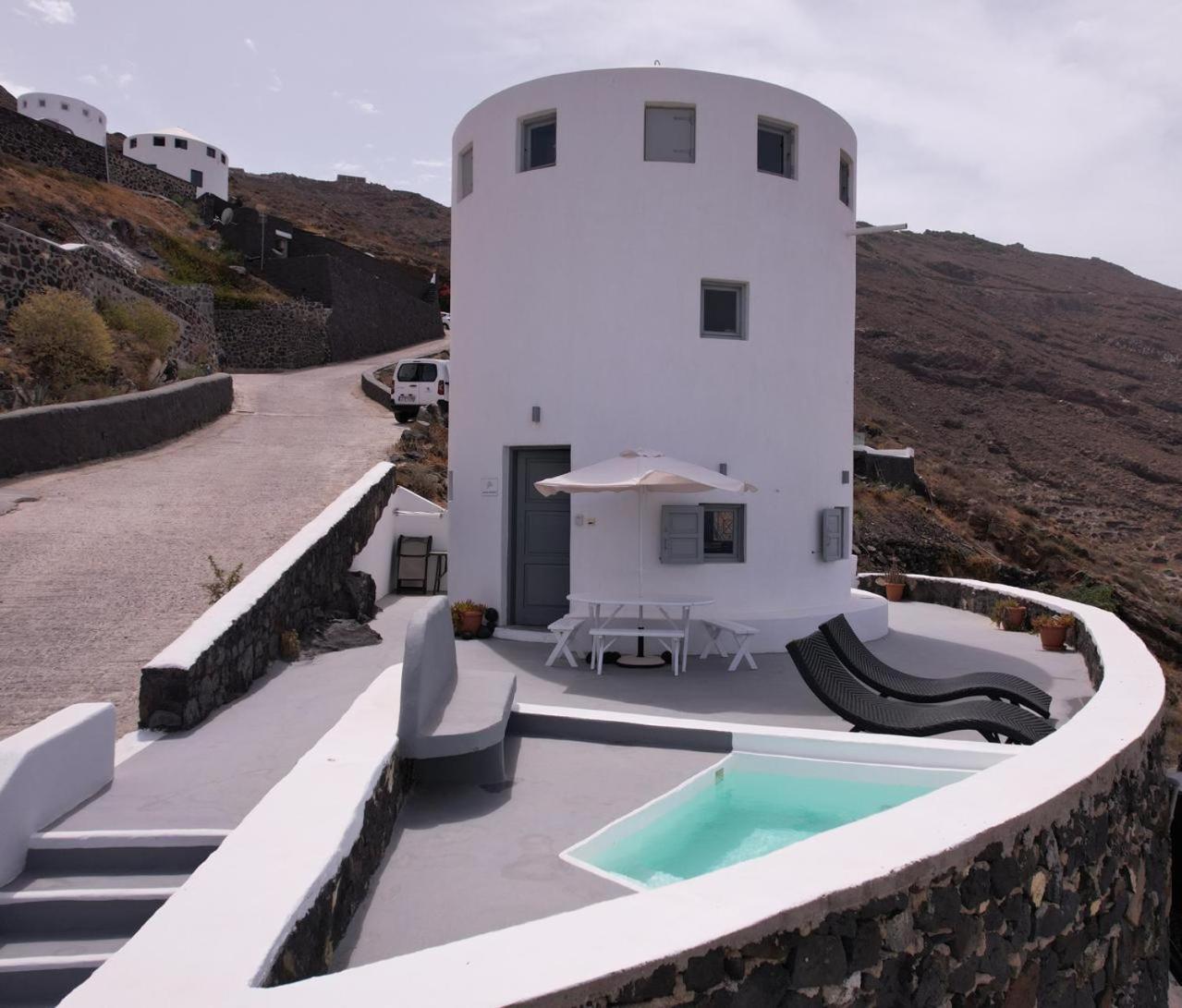Anemos Windmill Villa Vourvoúlos Buitenkant foto
